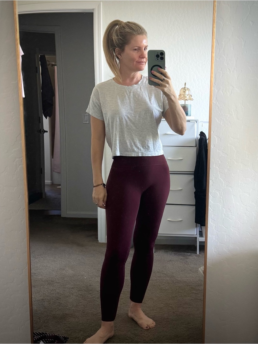 lululemon Light Gray Short Sleeve Cropped Tee